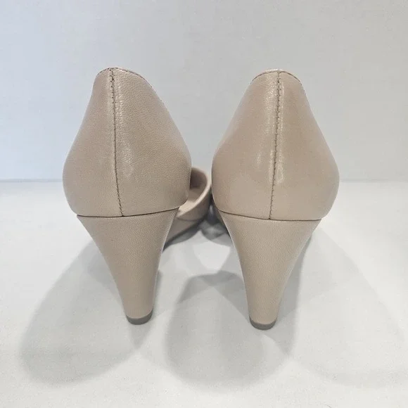 Franco Sarto Women's Wedge Pump 7.5 W Taupe Neutral Tan Beige Closed Toe Felice - Picture 8 of 12